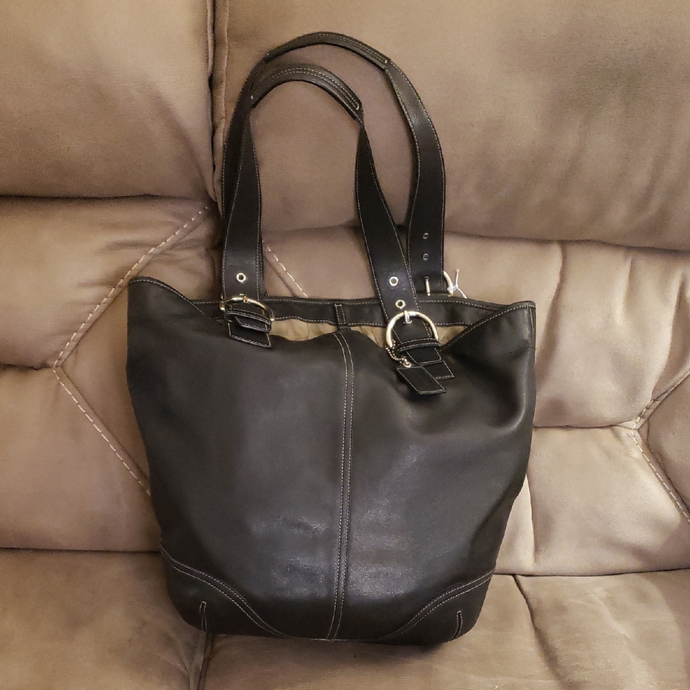 Coach Vintage XL soho (Also Called Weekender)